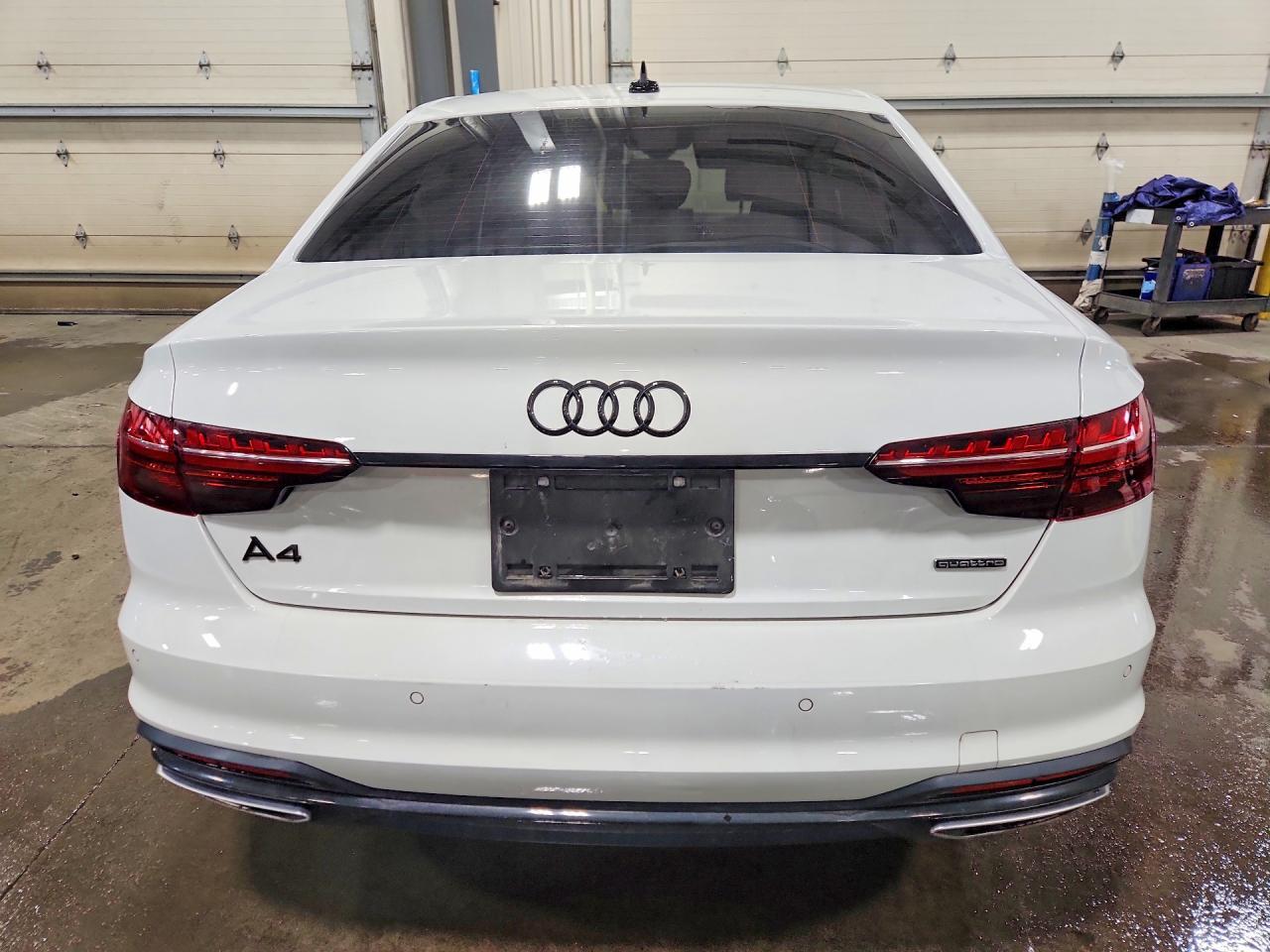 2021 Audi A4 Premium Plus 45 - Фото 6