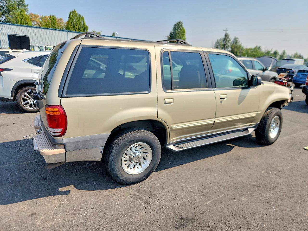 1999 Ford Explorer - Фото 3