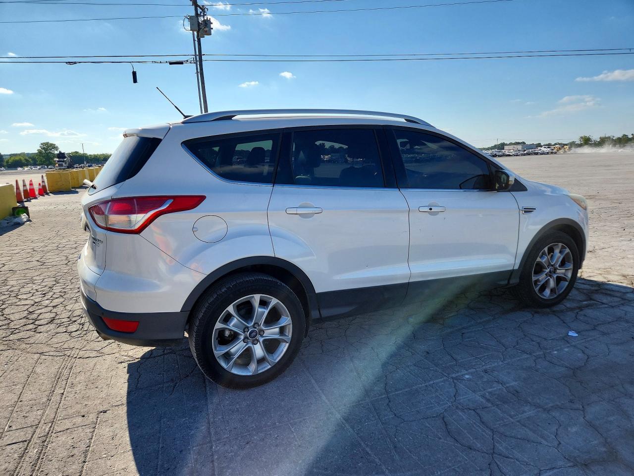 2015 Ford Escape Titanium - Фото 3