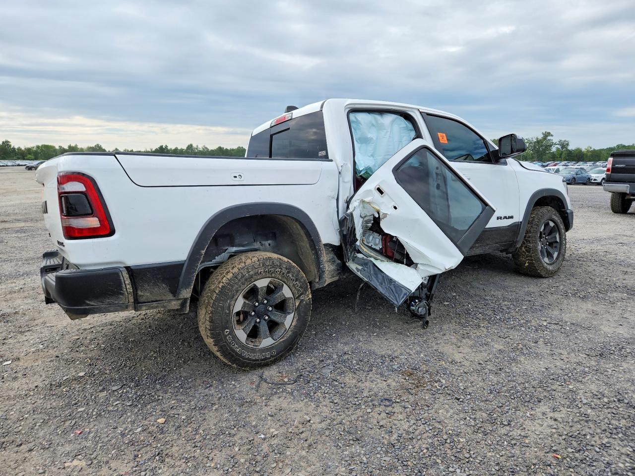 2019 Ram 1500 Rebel - Фото 3