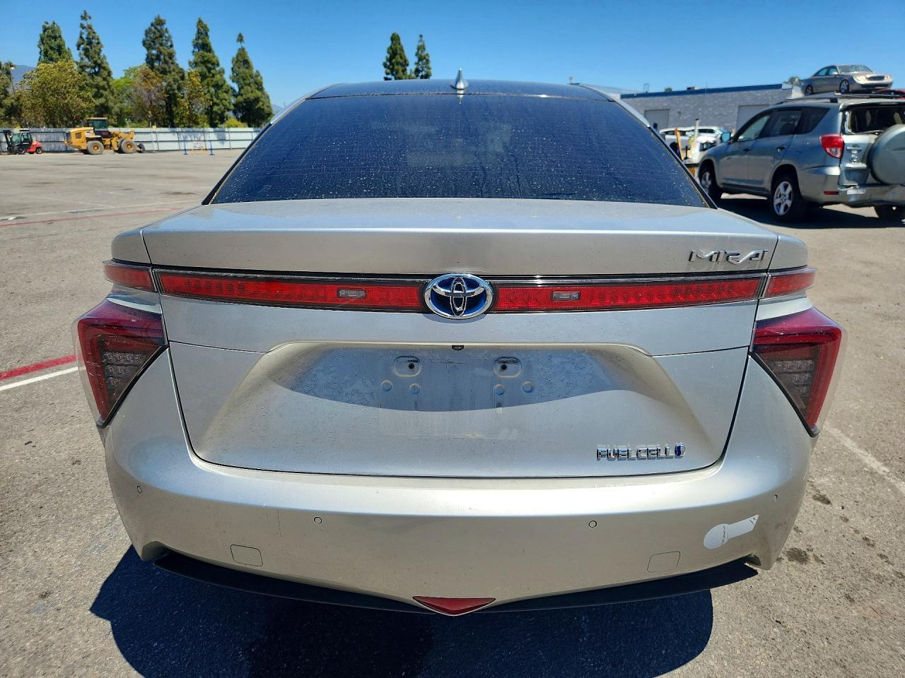2017 Toyota Mirai Base - Image 6