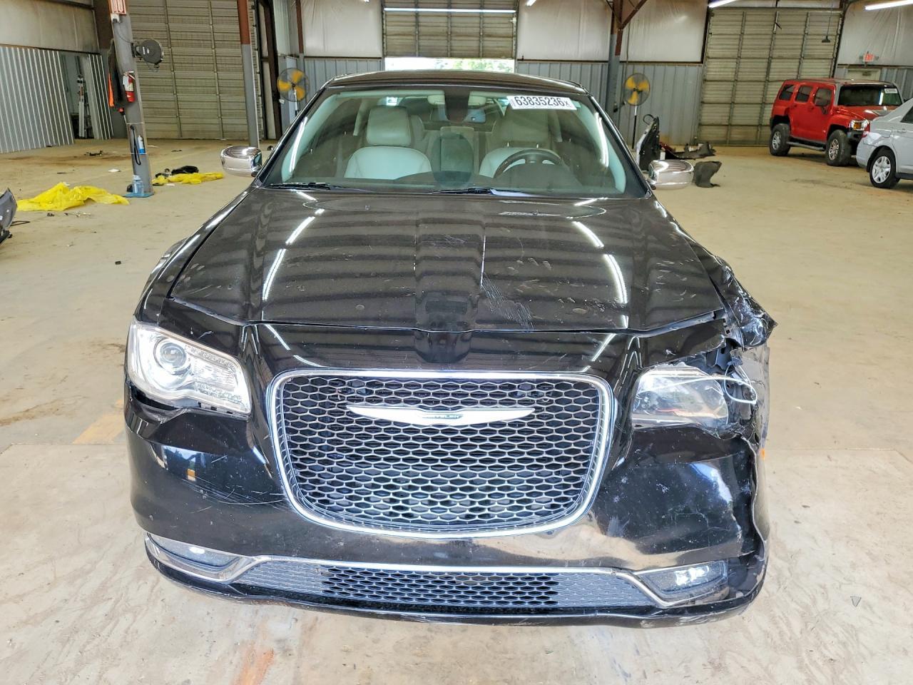 2019 Chrysler 300 Limited - Image 5