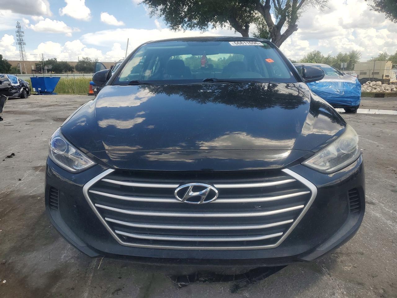 2017 Hyundai Elantra Se - Фото 5