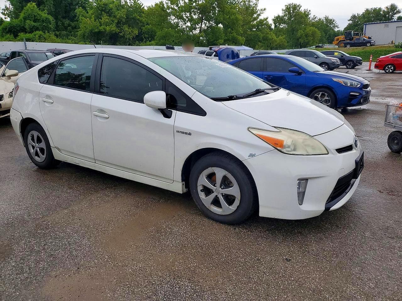 2012 Toyota Prius Three - Фото 4