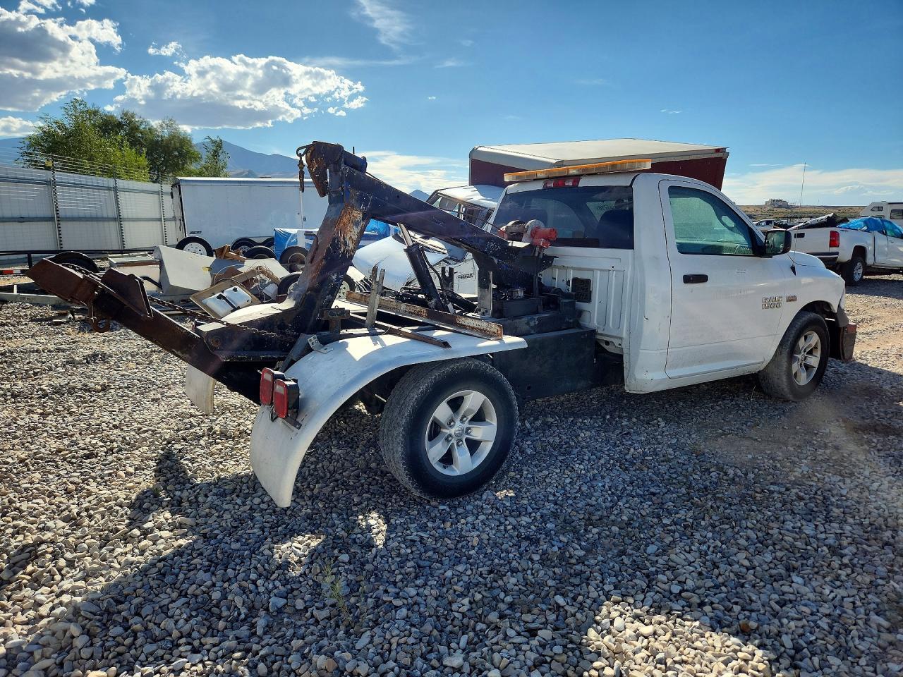 2015 Ram 1500 St - Image 3