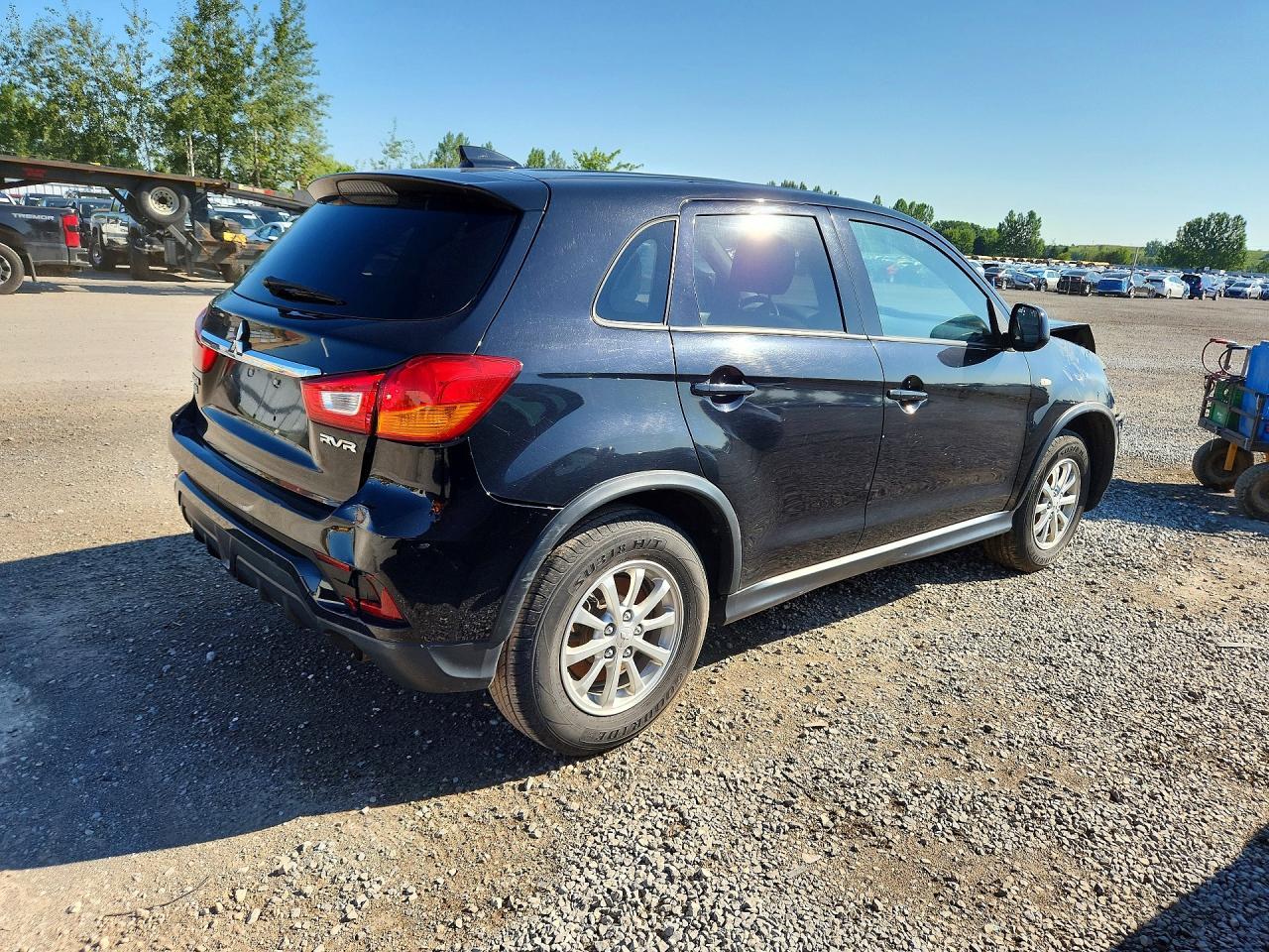 2018 Mitsubishi Rvr Se - Фото 3