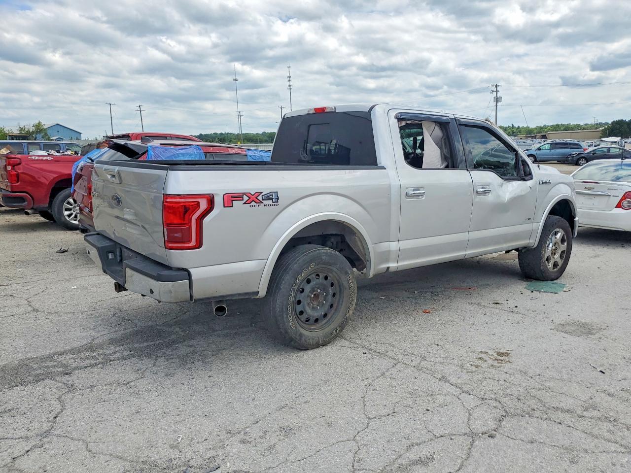 2015 Ford F150 Supercrew - Фото 3