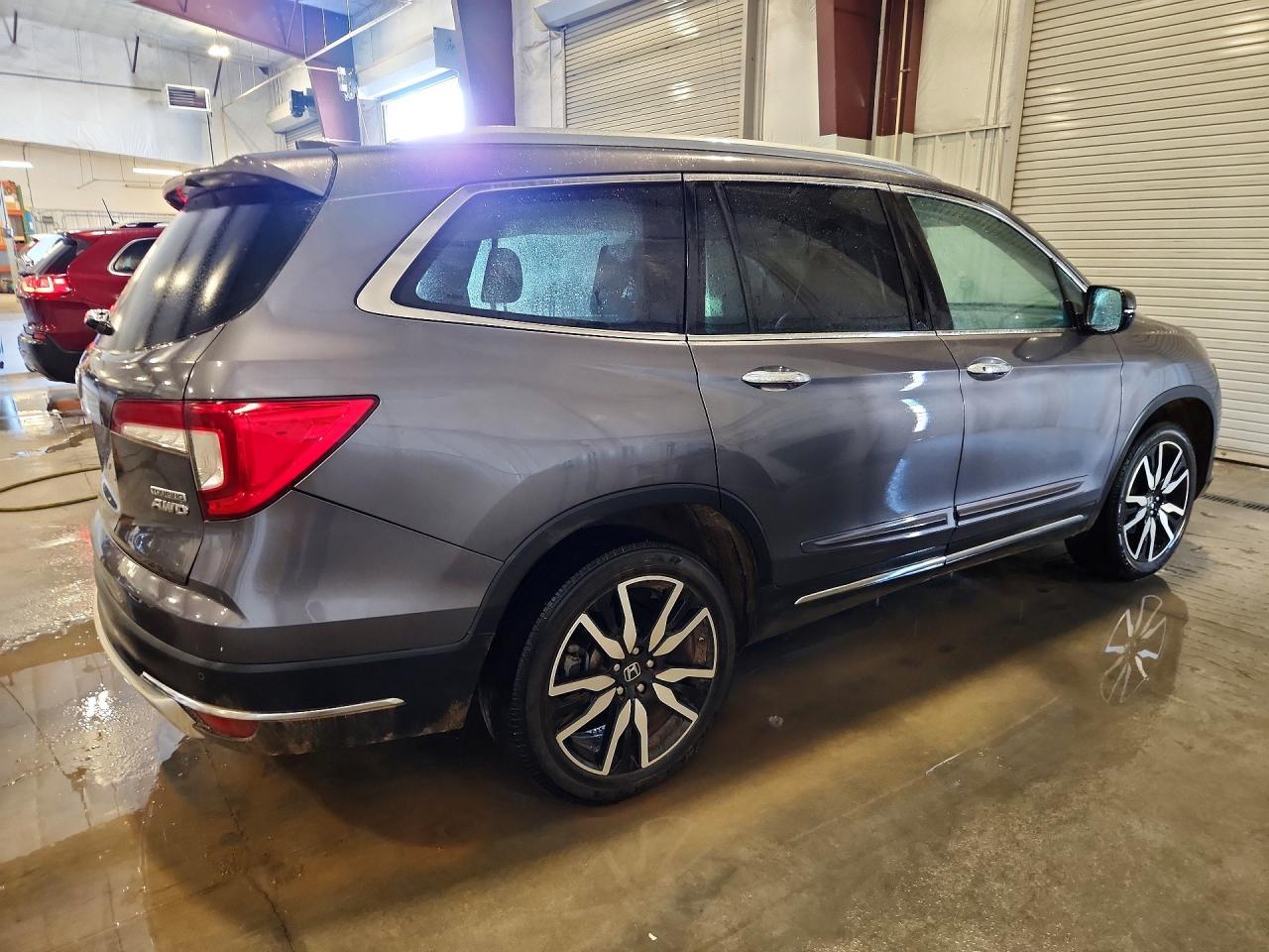 2019 Honda Pilot Touring - Фото 3