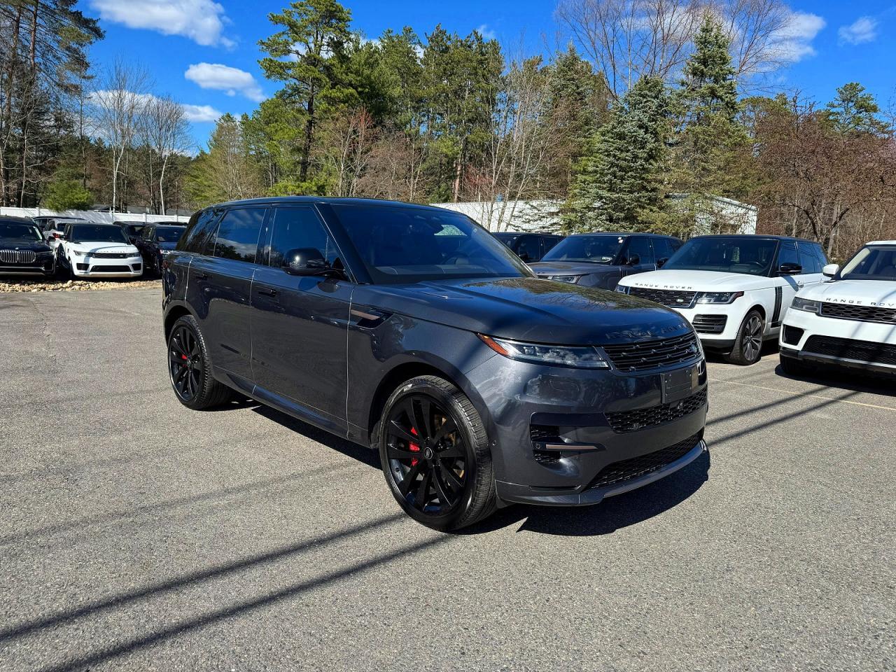 2023 Land Rover Range Rover Sport Dynamic Se - Image 2