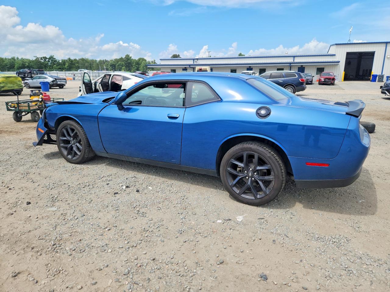 2022 Dodge Challenger Sxt - Image 2