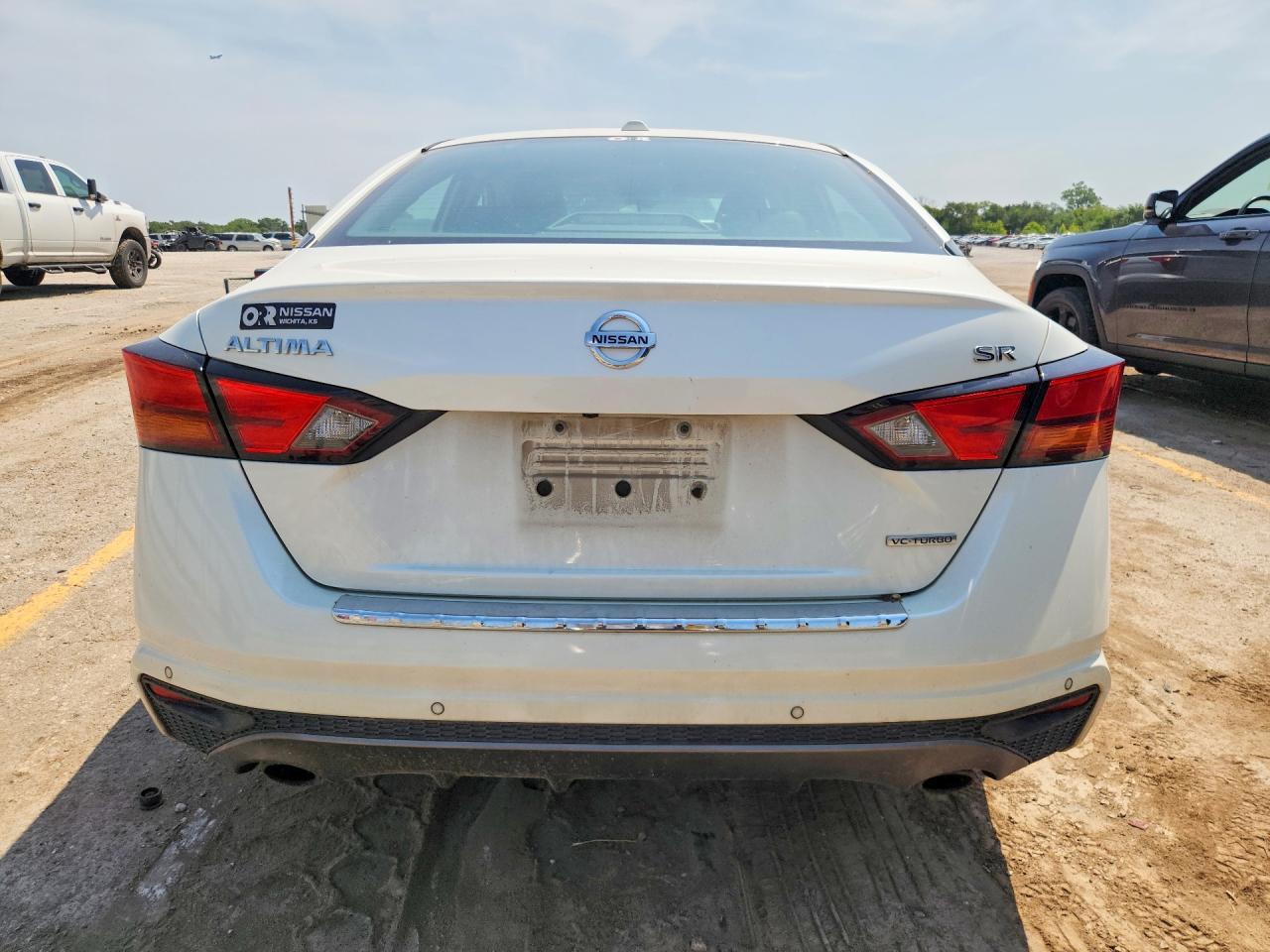 2020 Nissan Altima Sr - Фото 6