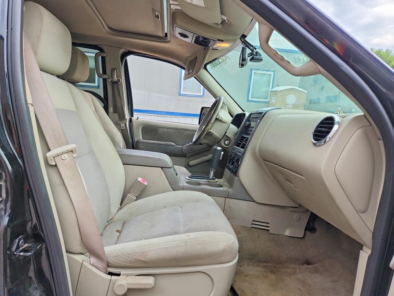 2007 Ford Explorer Xlt - Image 7