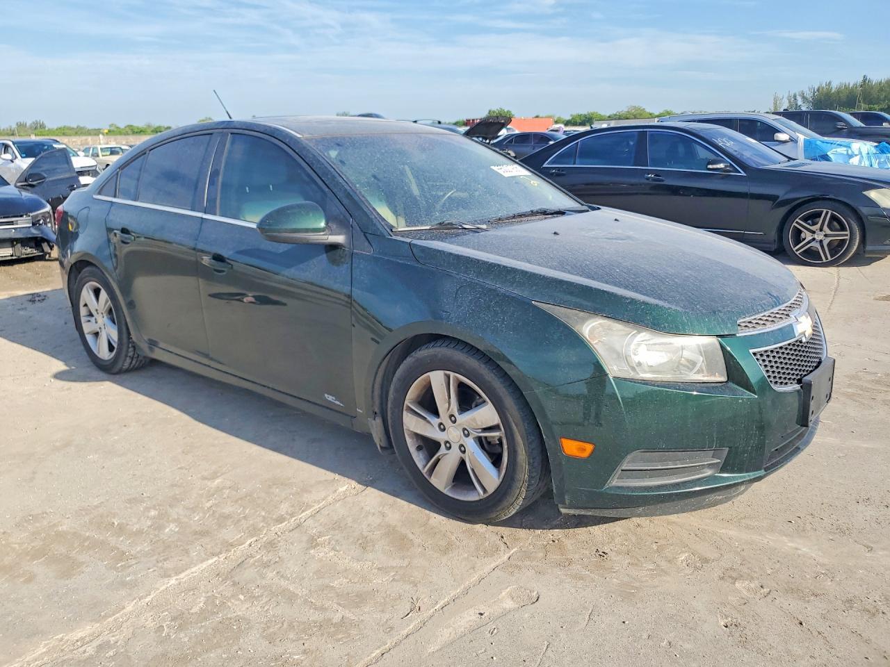 2014 Chevrolet Cruze - Image 4