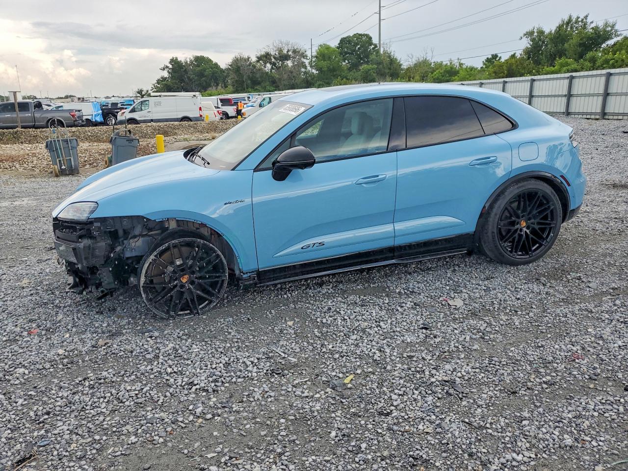 2026 Porsche Macan Gts
