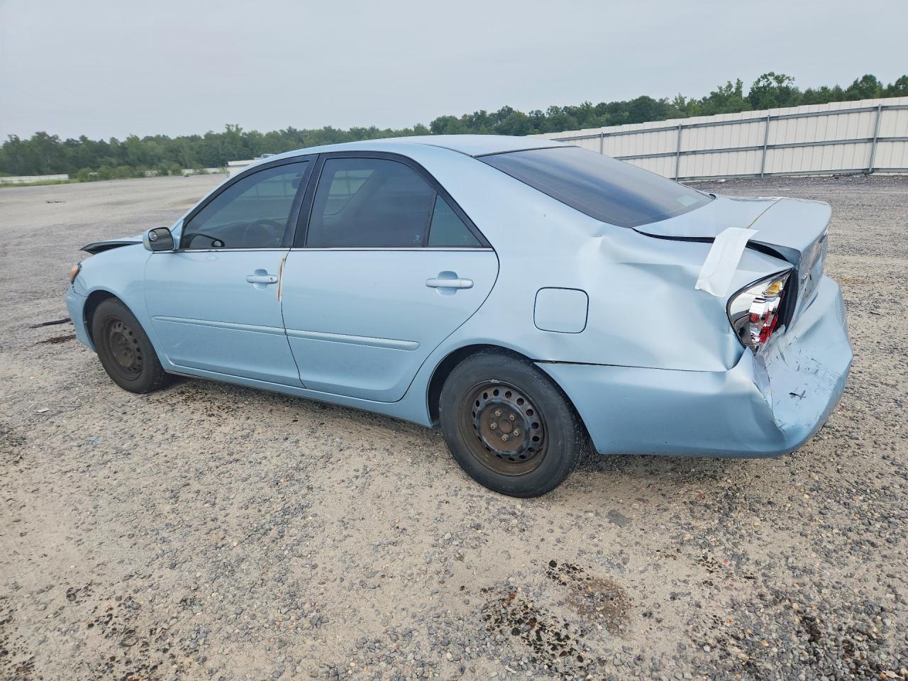 2006 Toyota Camry Le - Image 2
