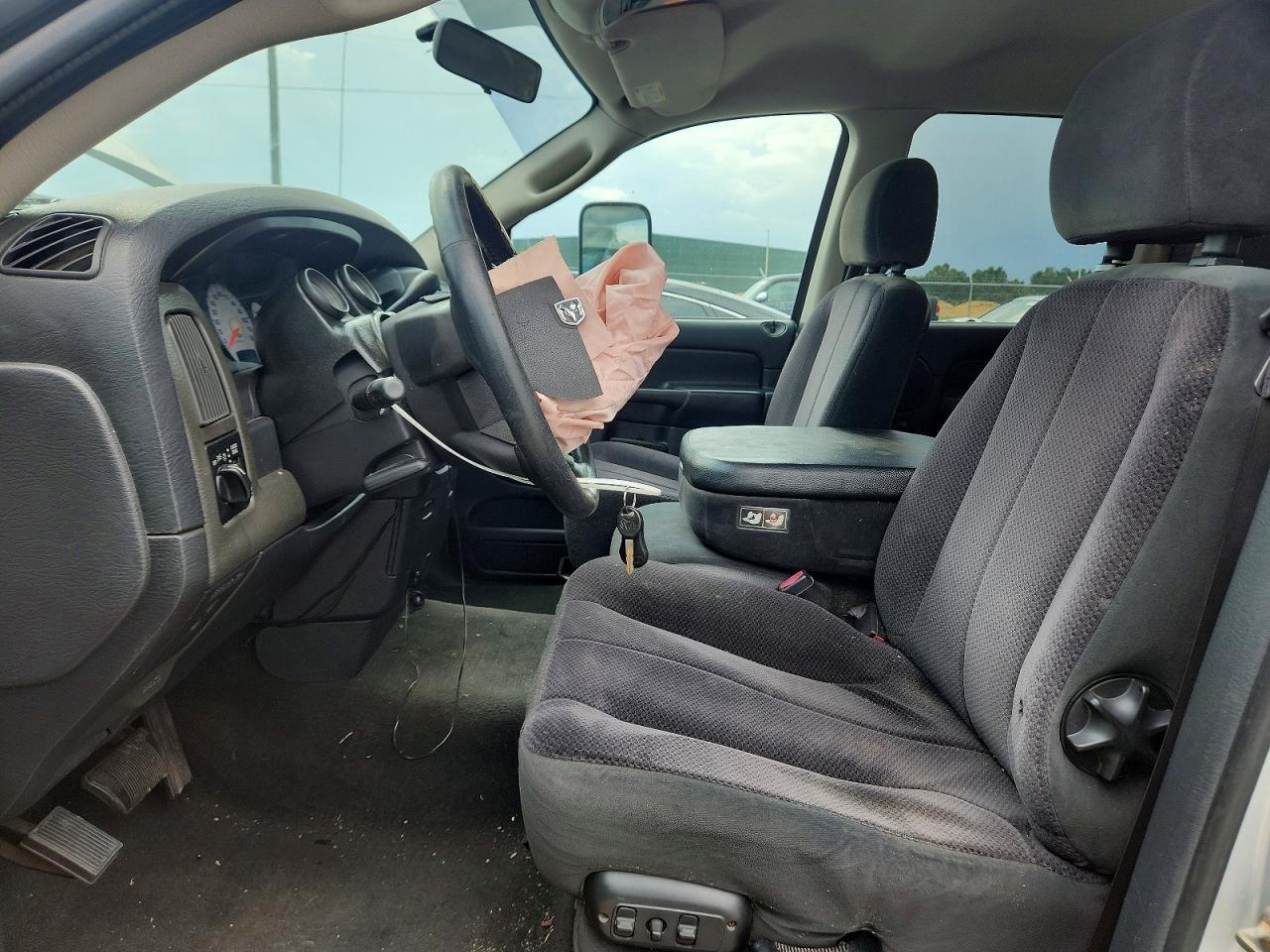 2004 Dodge Ram 2500 St - Фото 7