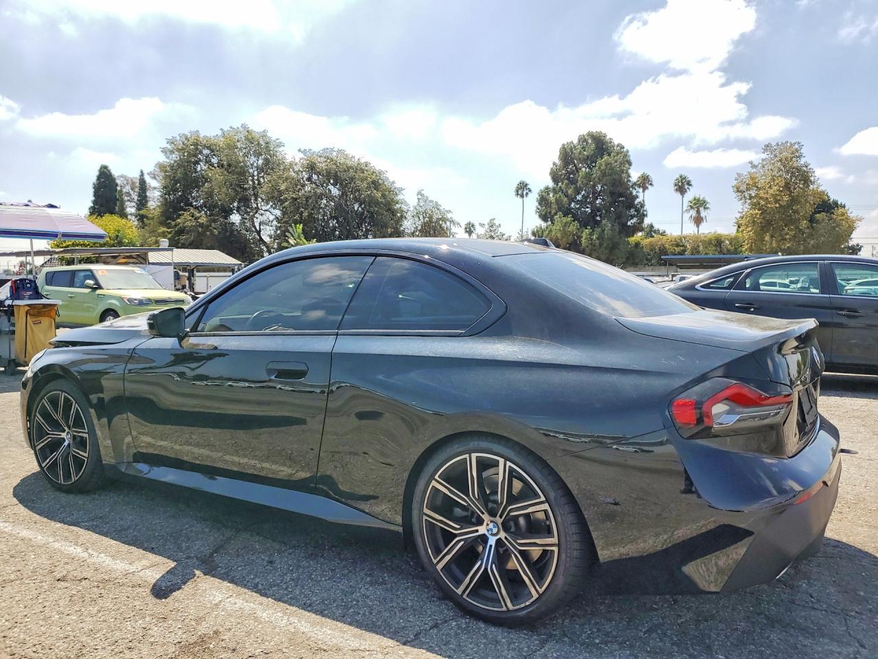 2024 BMW 230I - Фото 2
