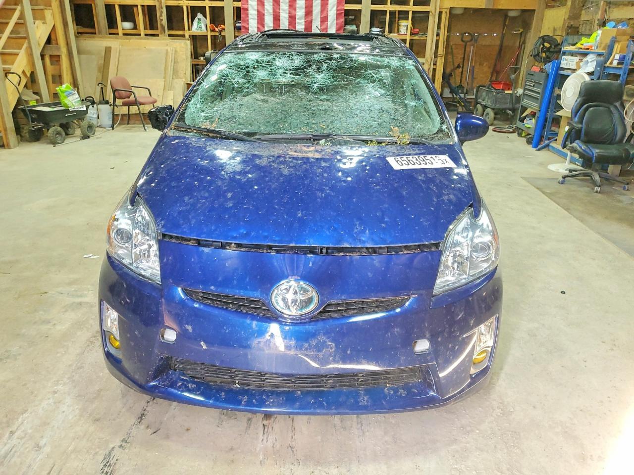2011 Toyota Prius Three - Image 5