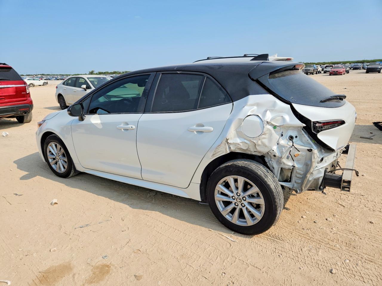2025 Toyota Corolla Hatchback Se - Фото 2