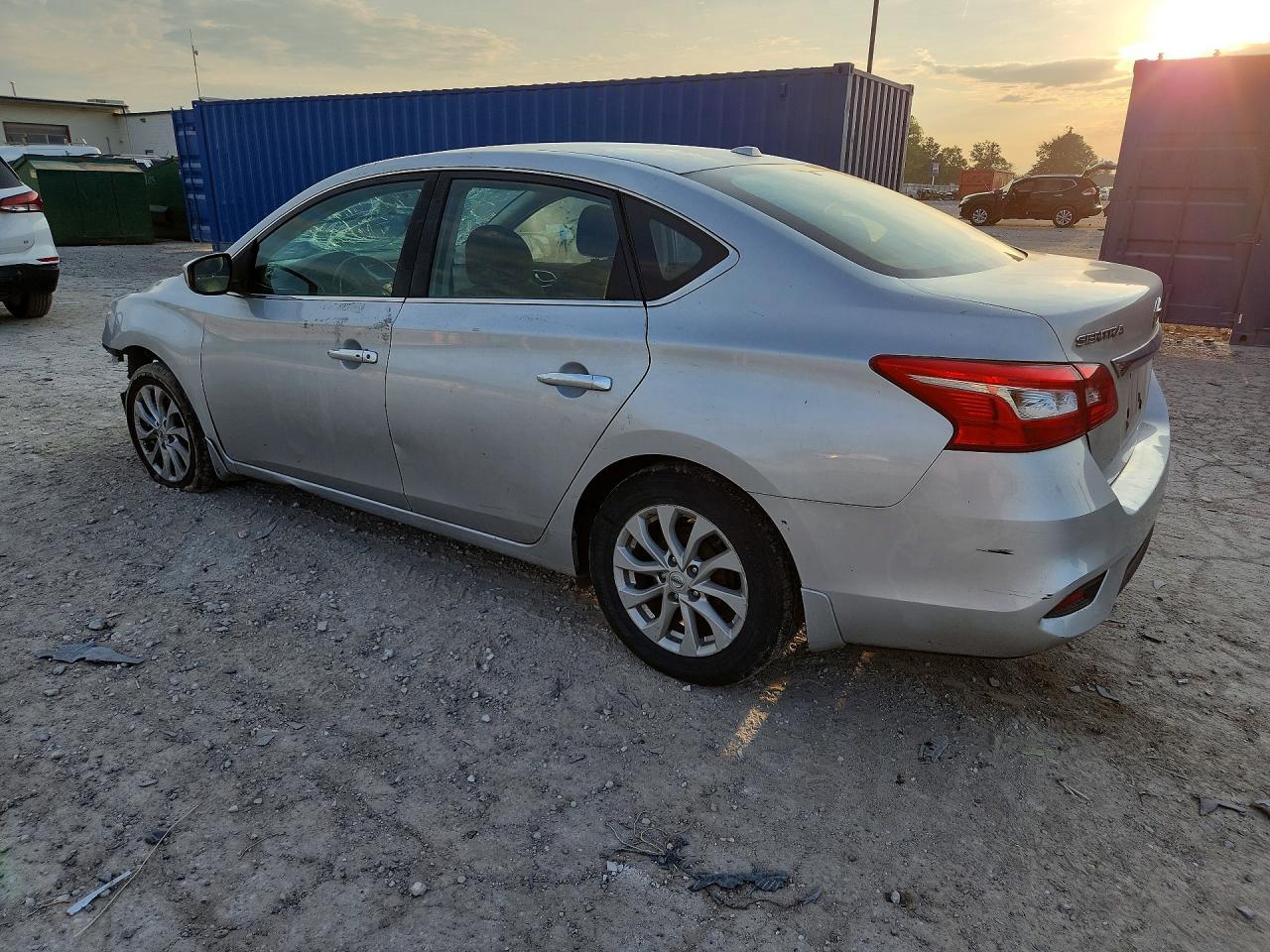 2019 Nissan Sentra Sv - Фото 2
