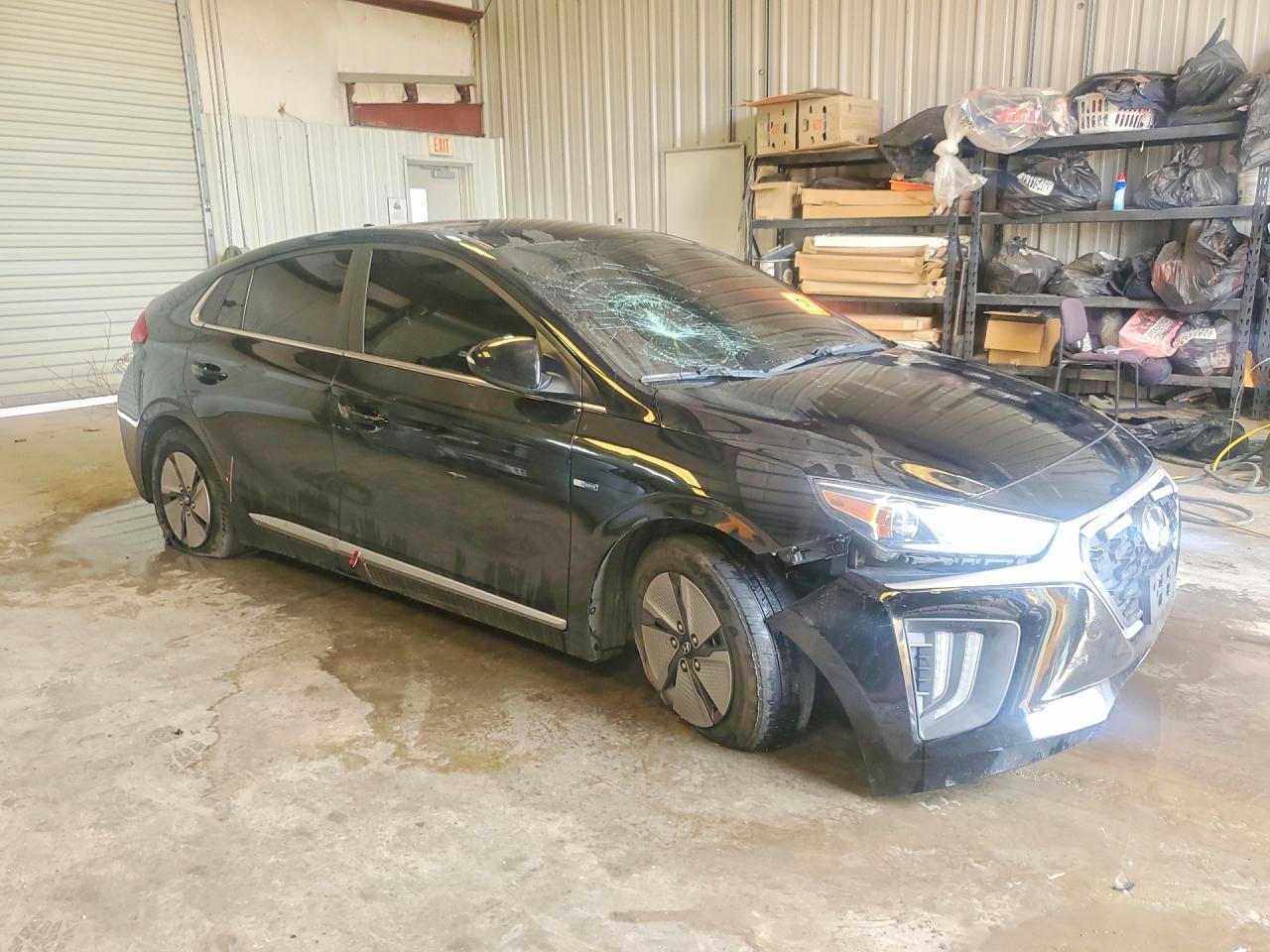 2020 Hyundai Ioniq Se - Фото 4