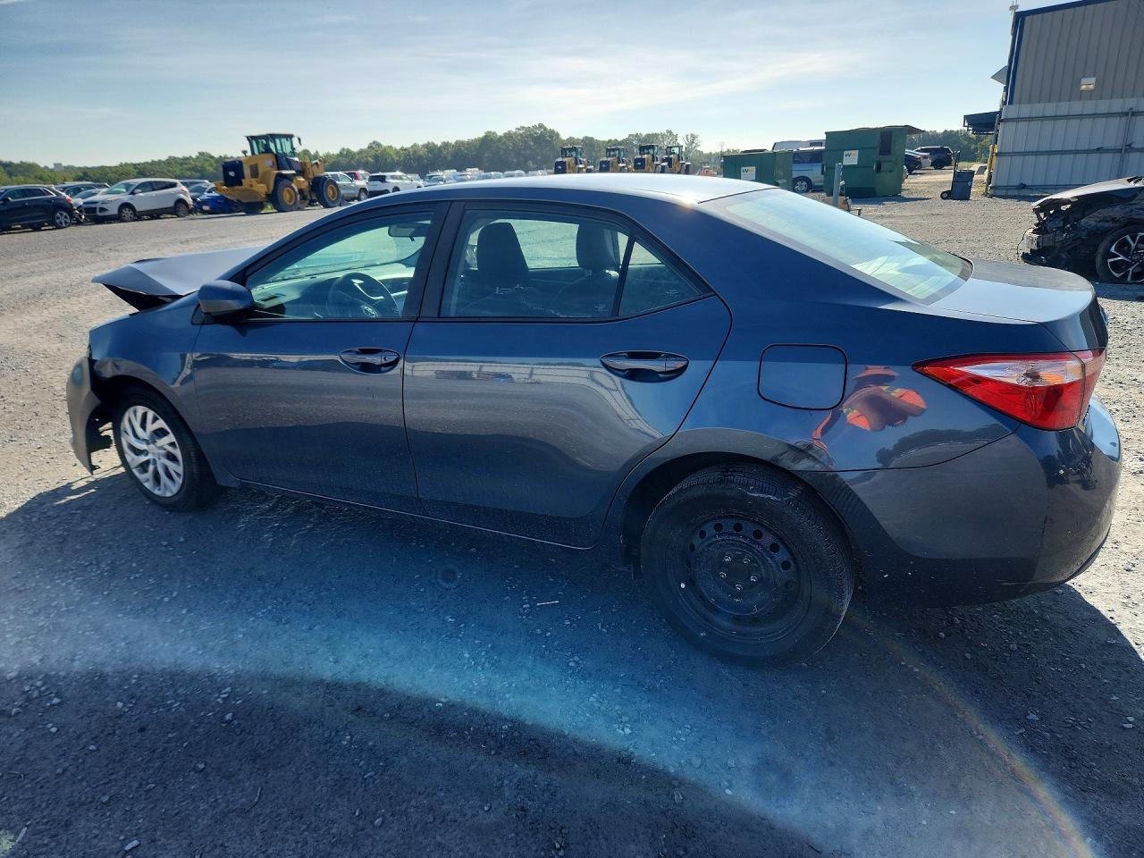 2018 Toyota Corolla Le - Image 2