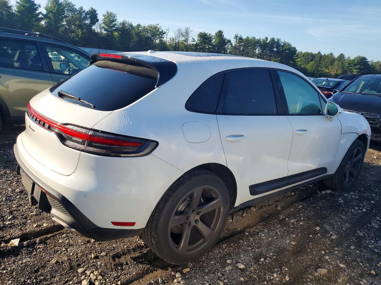 2022 Porsche Macan - Фото 3