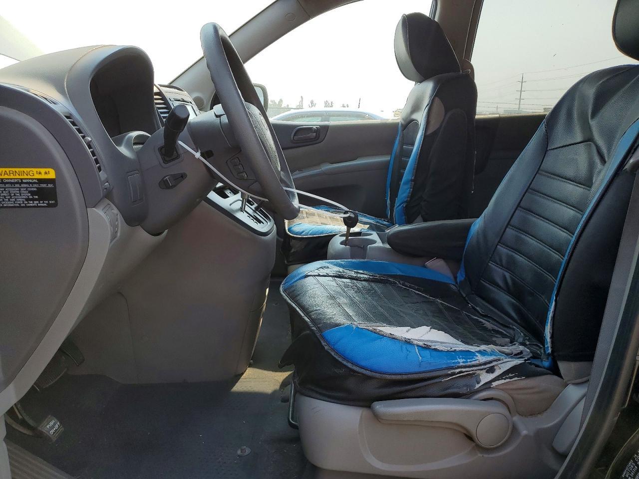 2011 Kia Sedona Lx - Фото 7