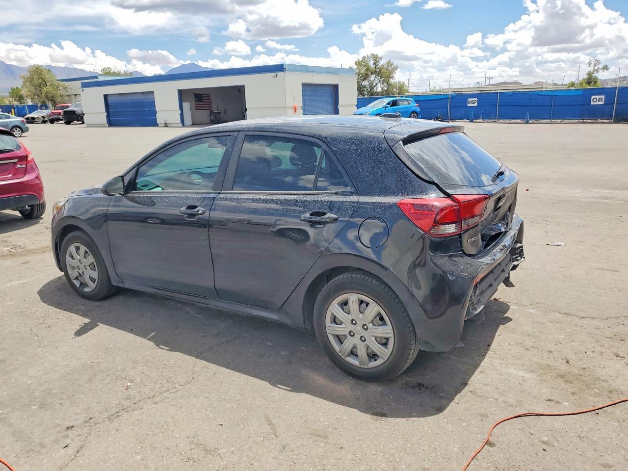 2023 Kia Rio S - Фото 2