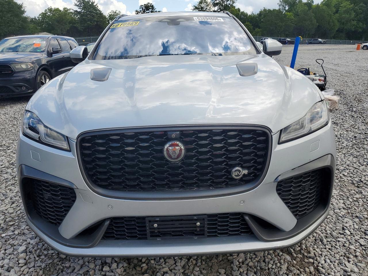 2021 Jaguar F-Pace Svr - Фото 5