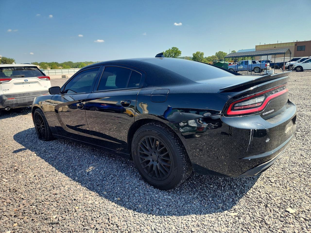2016 Dodge Charger Sxt - Image 2
