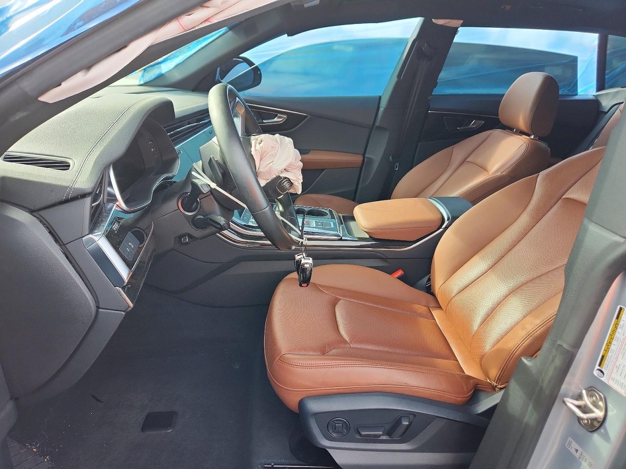 2023 Audi Q8 Premium Plus S-Line - Image 7