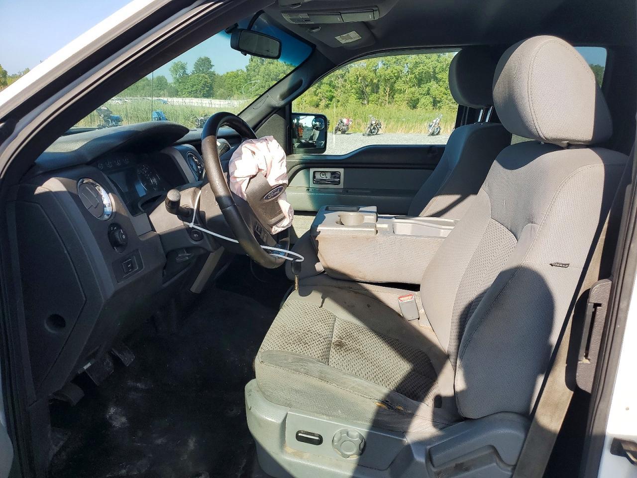 2011 Ford F150 Super Cab - Фото 7