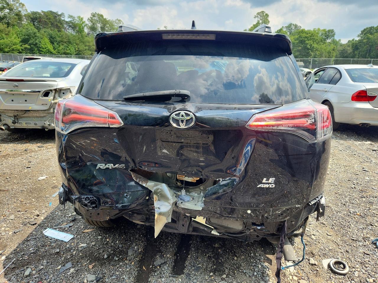 2018 Toyota Rav4 Xle - Image 6