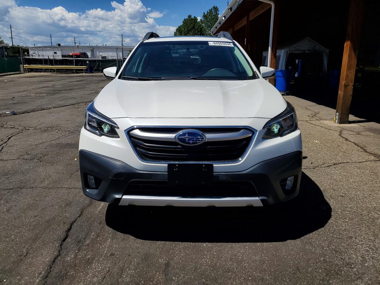 2020 Subaru Outback Premium - Фото 5