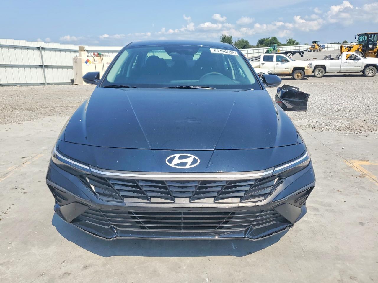 2024 Hyundai Elantra Se - Фото 5