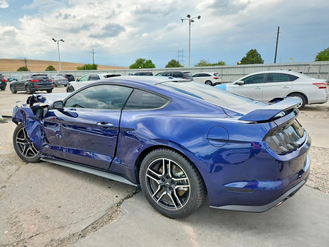 2019 Ford Mustang Gt - Фото 2