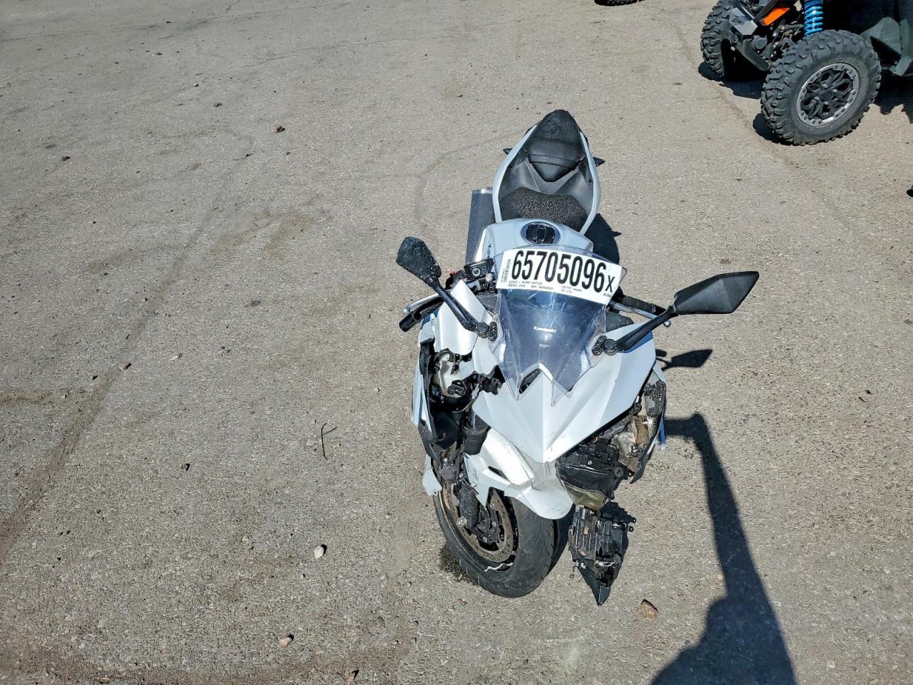 2025 Kawasaki Ex500 - Фото 5
