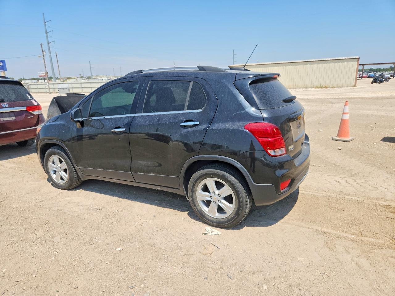 2019 Chevrolet Trax 1Lt - Image 2