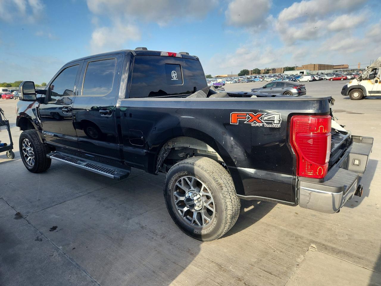 2020 Ford F250 Super Duty - Фото 2
