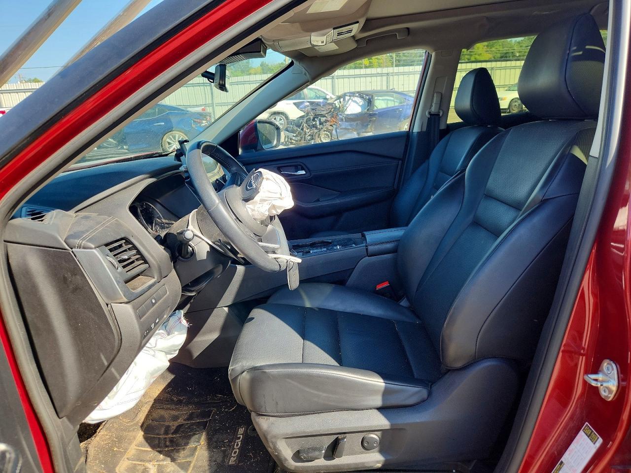 2024 Nissan Rogue Sv - Image 7