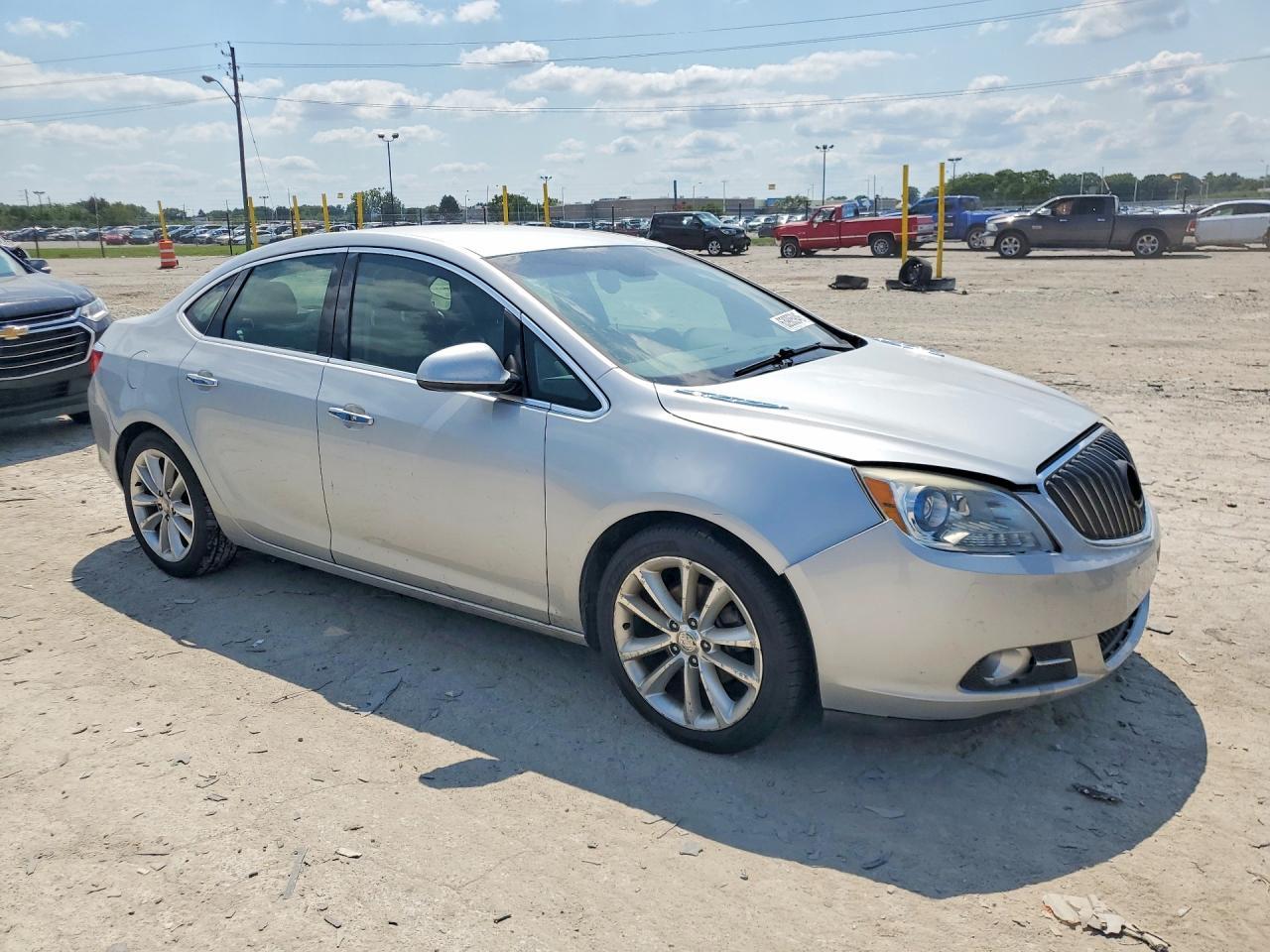 2013 Buick Verano - Image 4