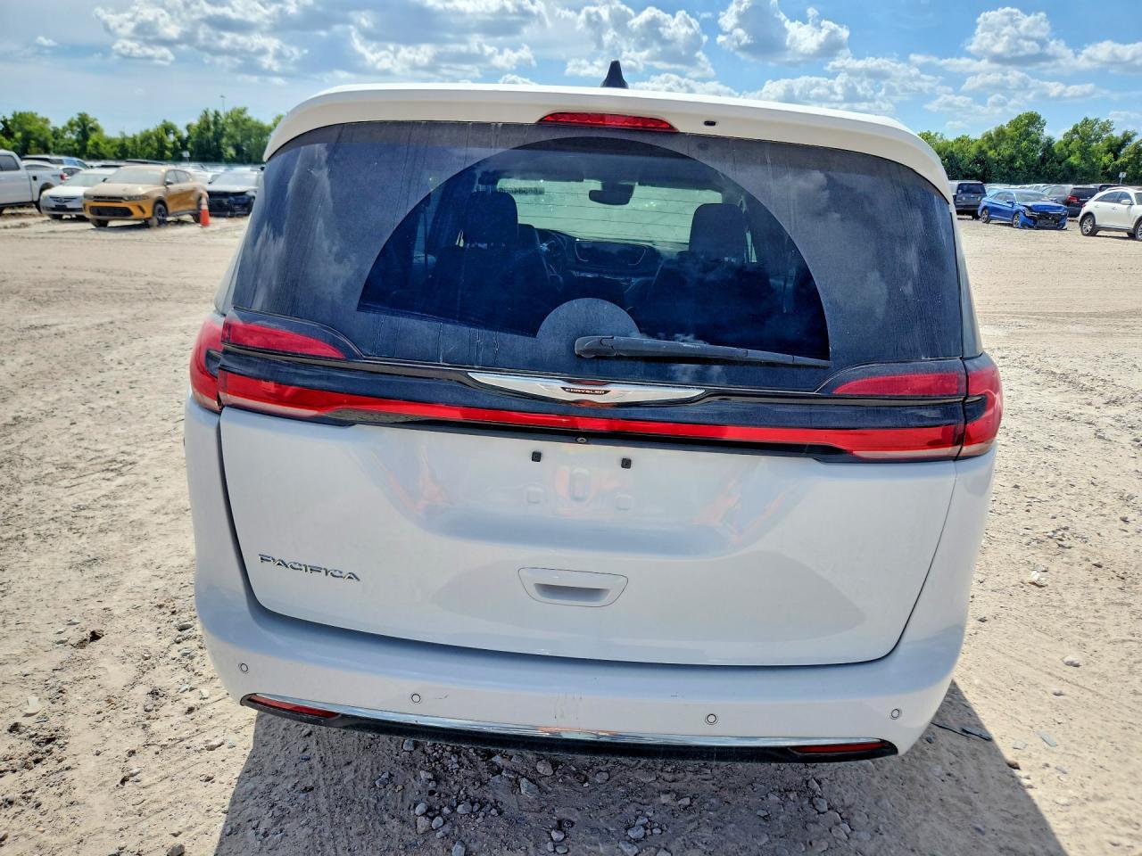 2024 Chrysler Pacifica Touring L - Image 6
