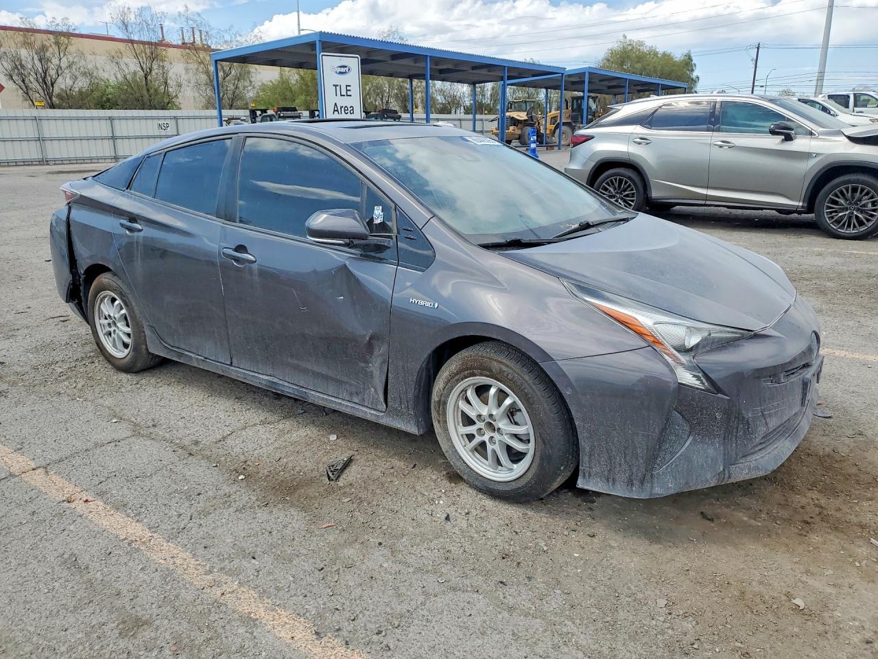 2016 Toyota Prius - Image 4