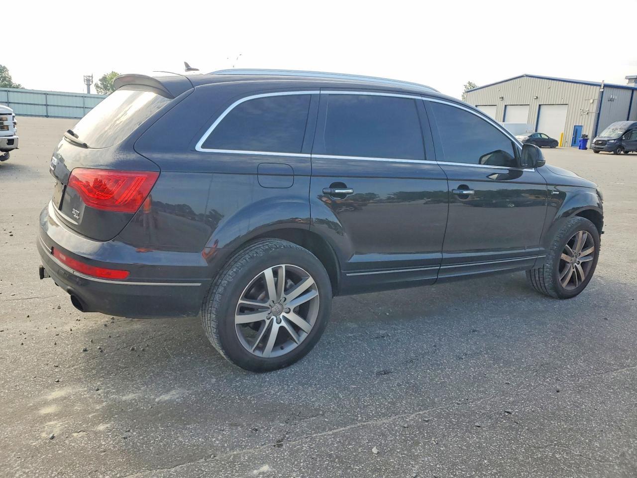 2015 Audi Q7 Premium Plus - Фото 3