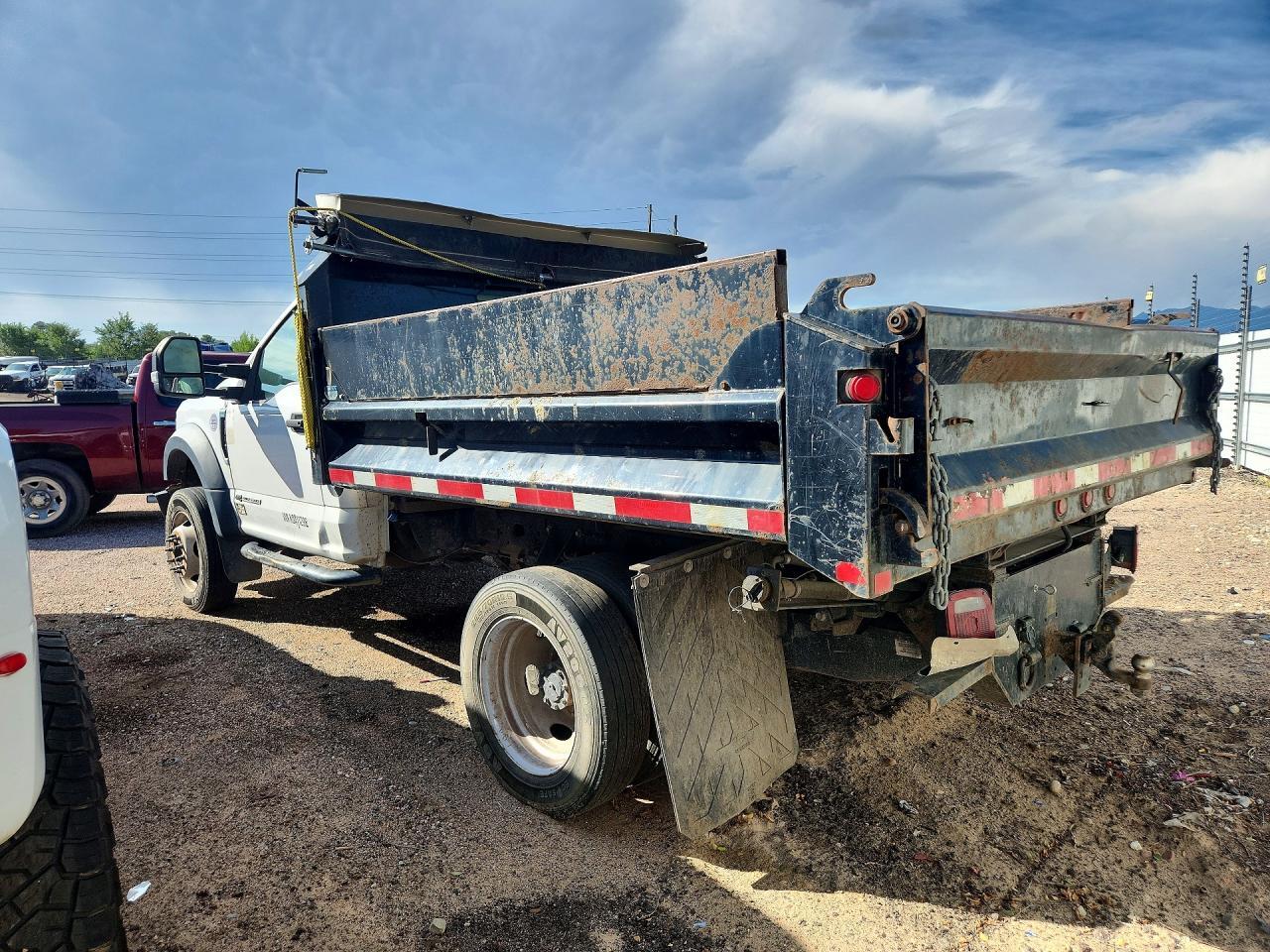 2019 Ford F550 Super Duty Dump Truck - Image 2