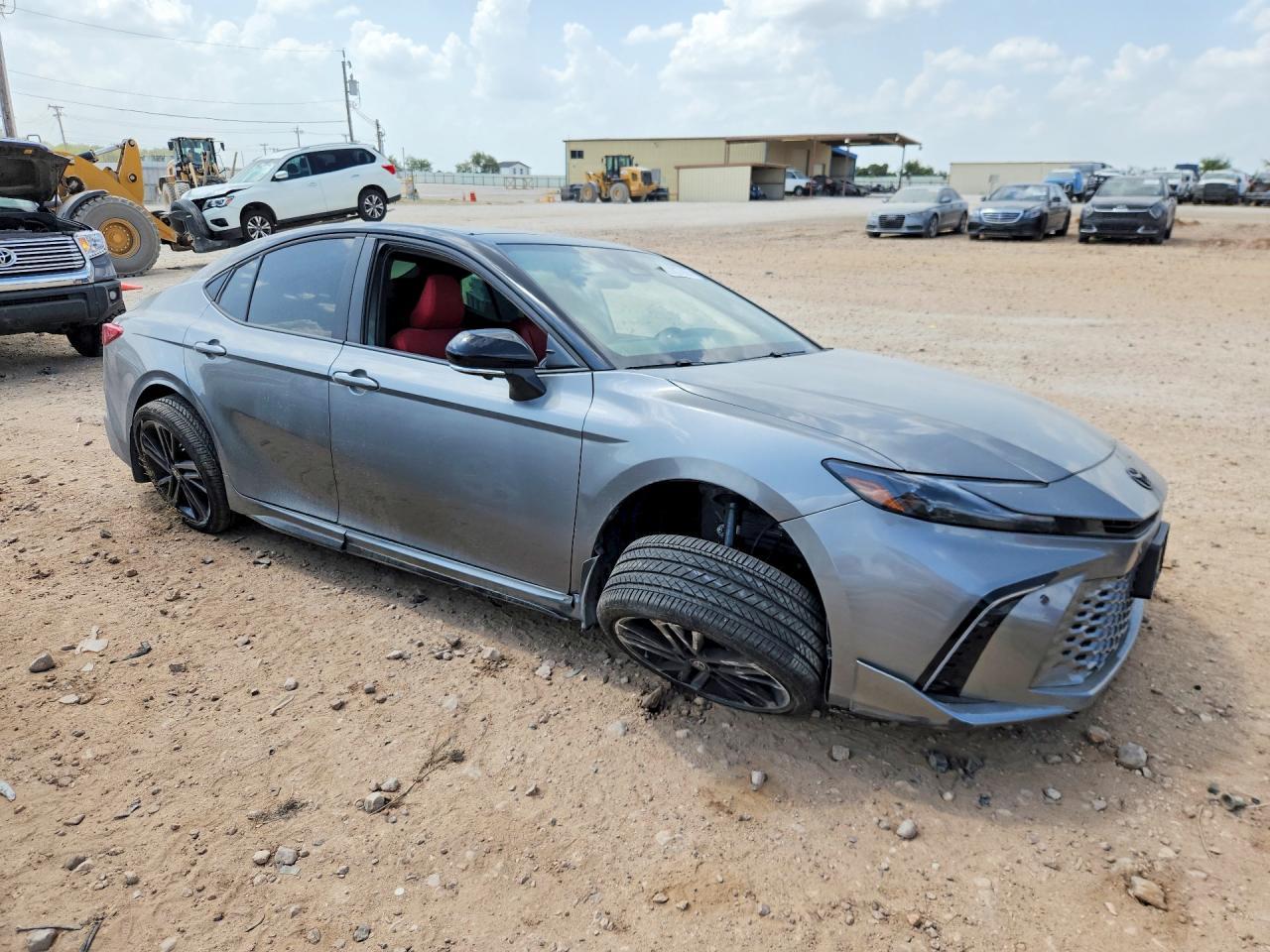 2026 Toyota Camry Xse - Image 4