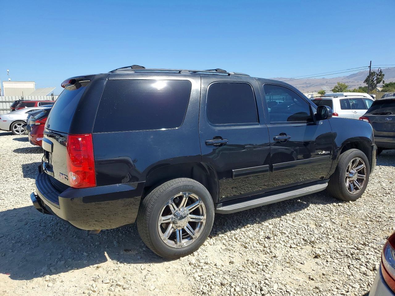 2013 GMC Yukon Sle - Image 3