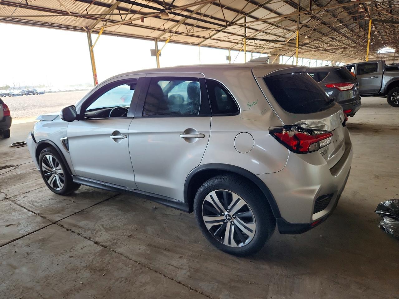 2020 Mitsubishi Outlander Sport Es - Image 2