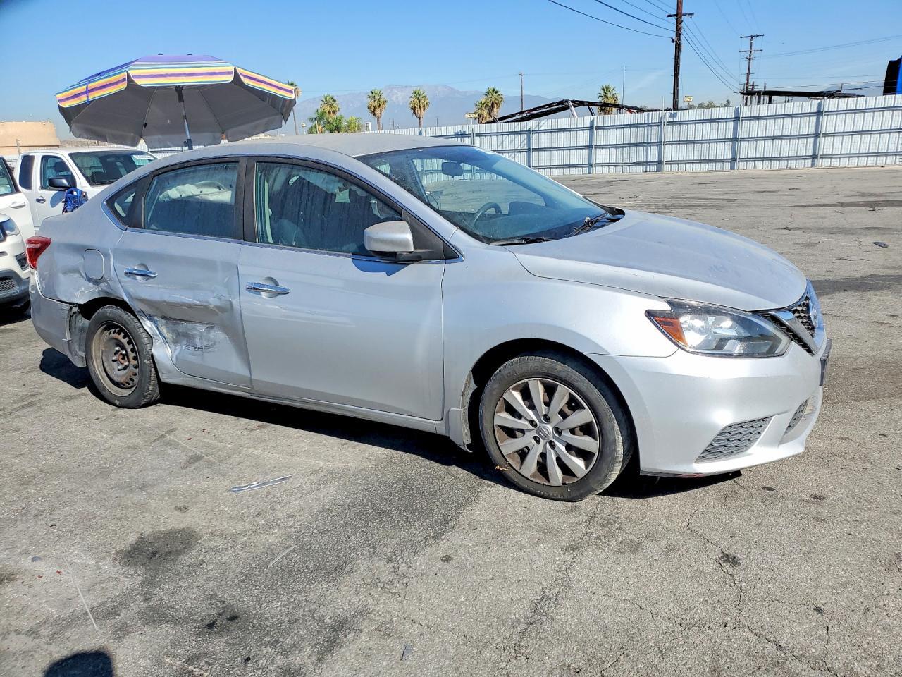 2019 Nissan Sentra S - Image 4